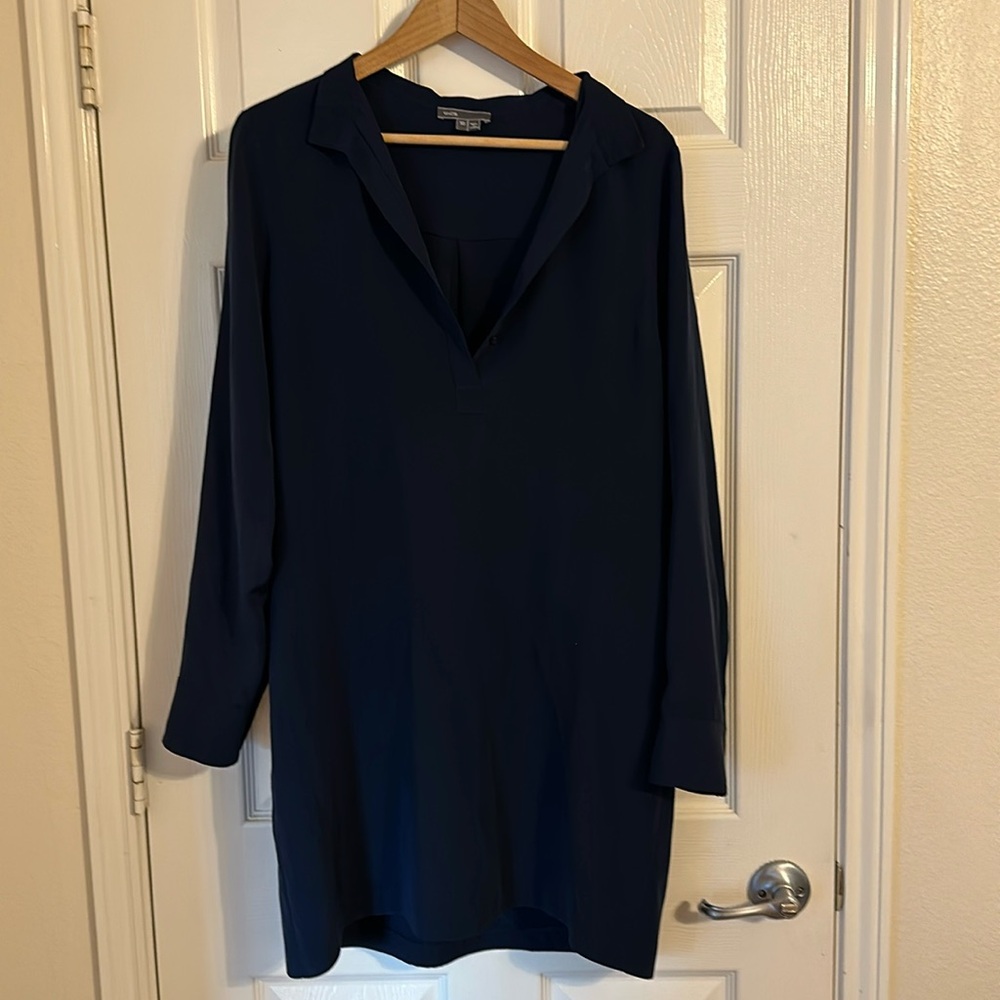 🛍️VINCE🛍️ silk shirt dress
